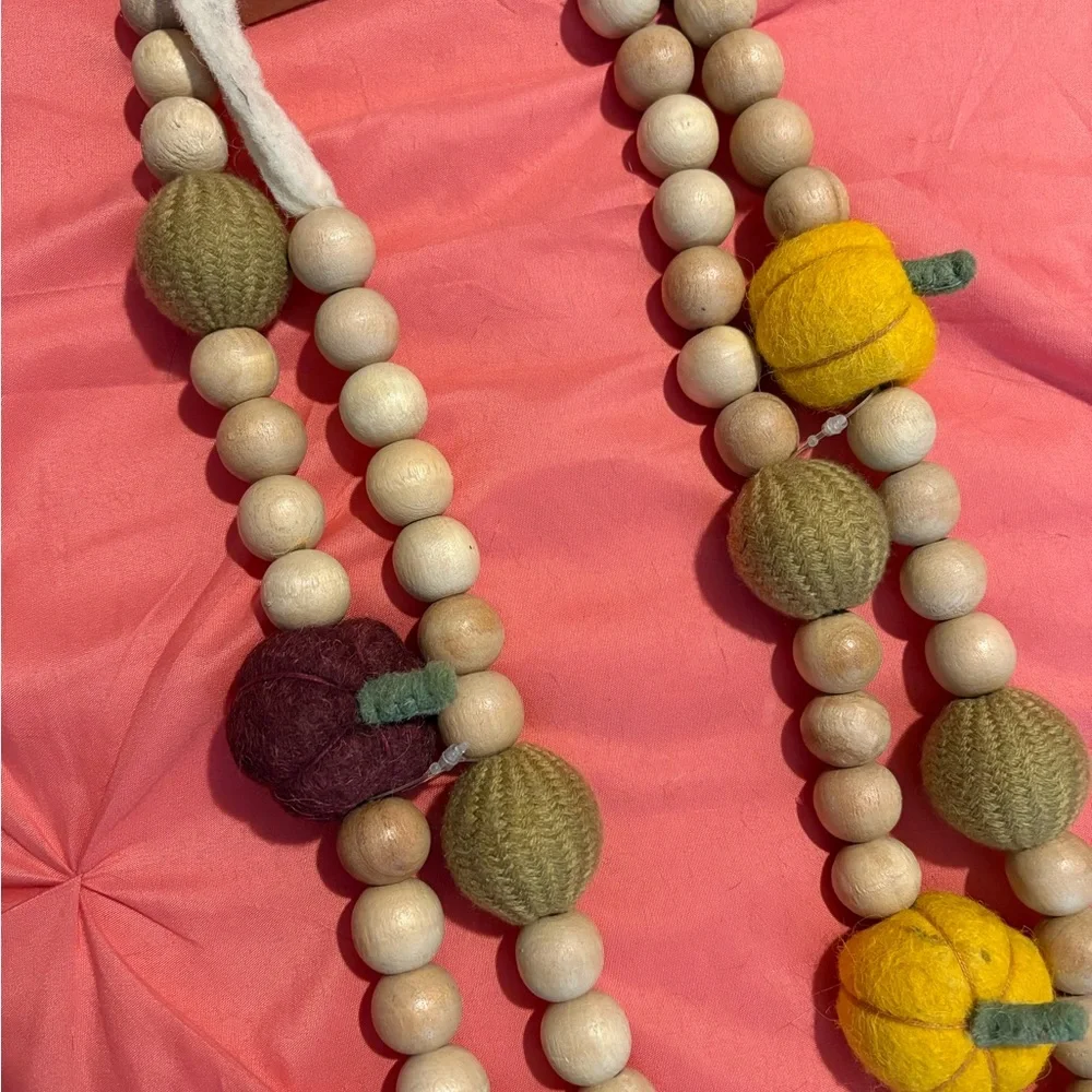 6ft fall garland. NWT!